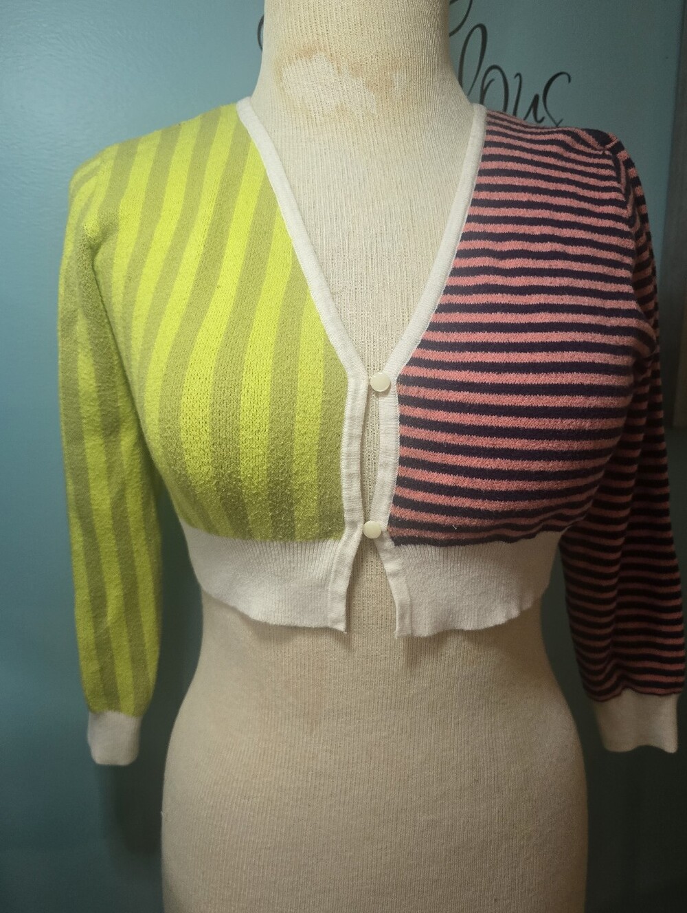 Fun Colorblock Cropped Cardigan Top